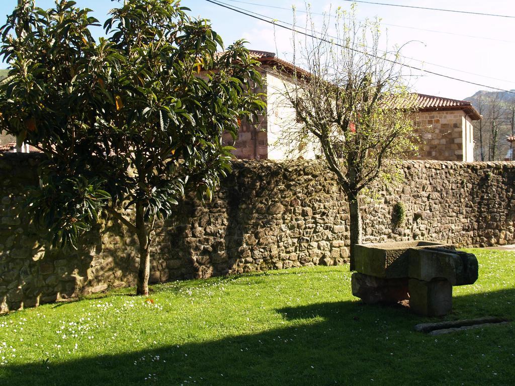 La Casona De Llerana Hotel Villacarriedo Exterior photo