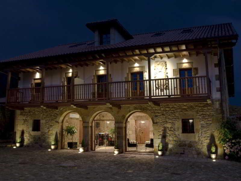 La Casona De Llerana Hotel Villacarriedo Exterior photo